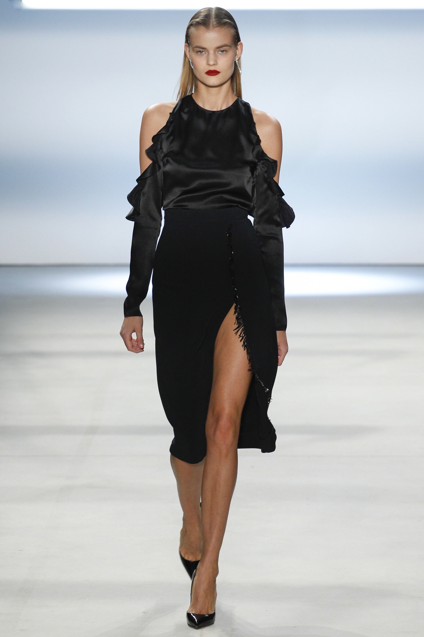 CUSHNIE ET OCHS FALL 2016 New York Fashion Week