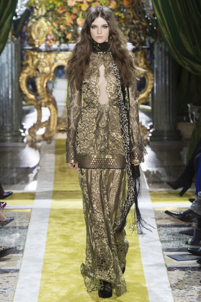 Roberto Cavalli FALL 2016 Milan Fashion Week