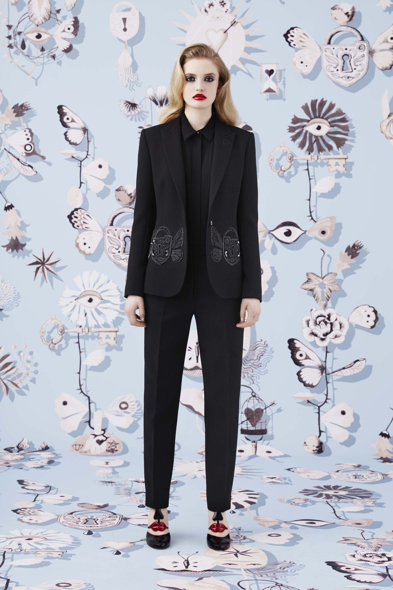 Schiaparelli FALL 2016 READY-TO-WEAR