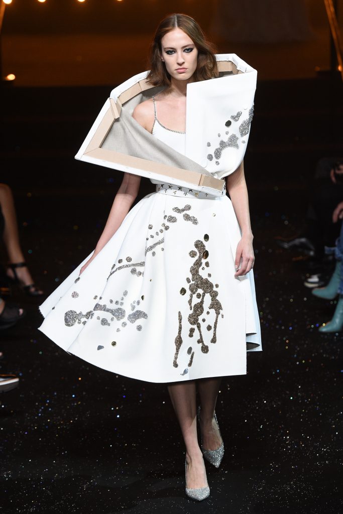 Viktor & Rolf Fall 2018 Couture