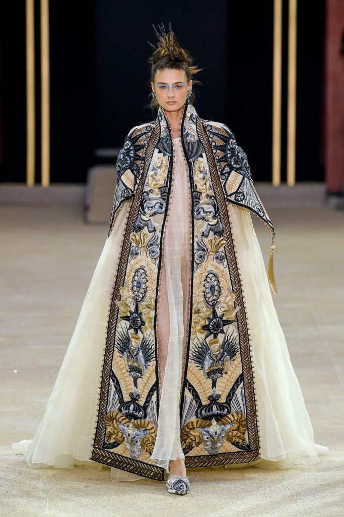 Guo Pei Couture Fall 2019-2020